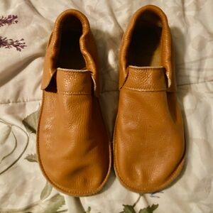 Posh Panda size 10 leather shoes